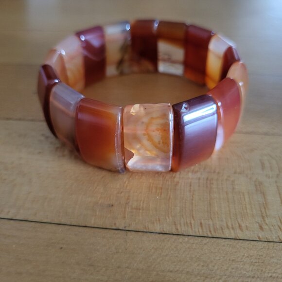 Uniquely-Shaped Carnelian Stretch Bracelet - Picture 1 of 6